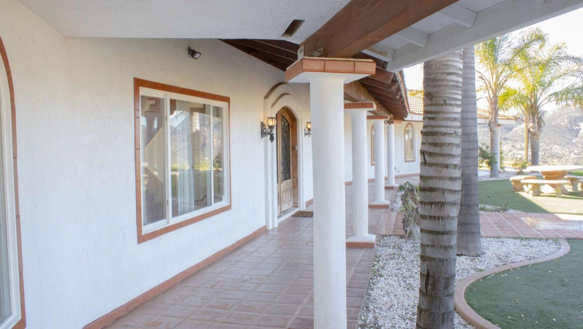 Private Home On 10 Acres - Heated Salt Pool & Jacuzzi, Mountain & City Views, Horseshoes, Basketball, Bbq, Golf Putting, Foosball, Croquet, Bose Stereo, White Cotton Bedding - Hilltop Hacienda, Pool Heat Optional Jamul Zewnętrze zdjęcie