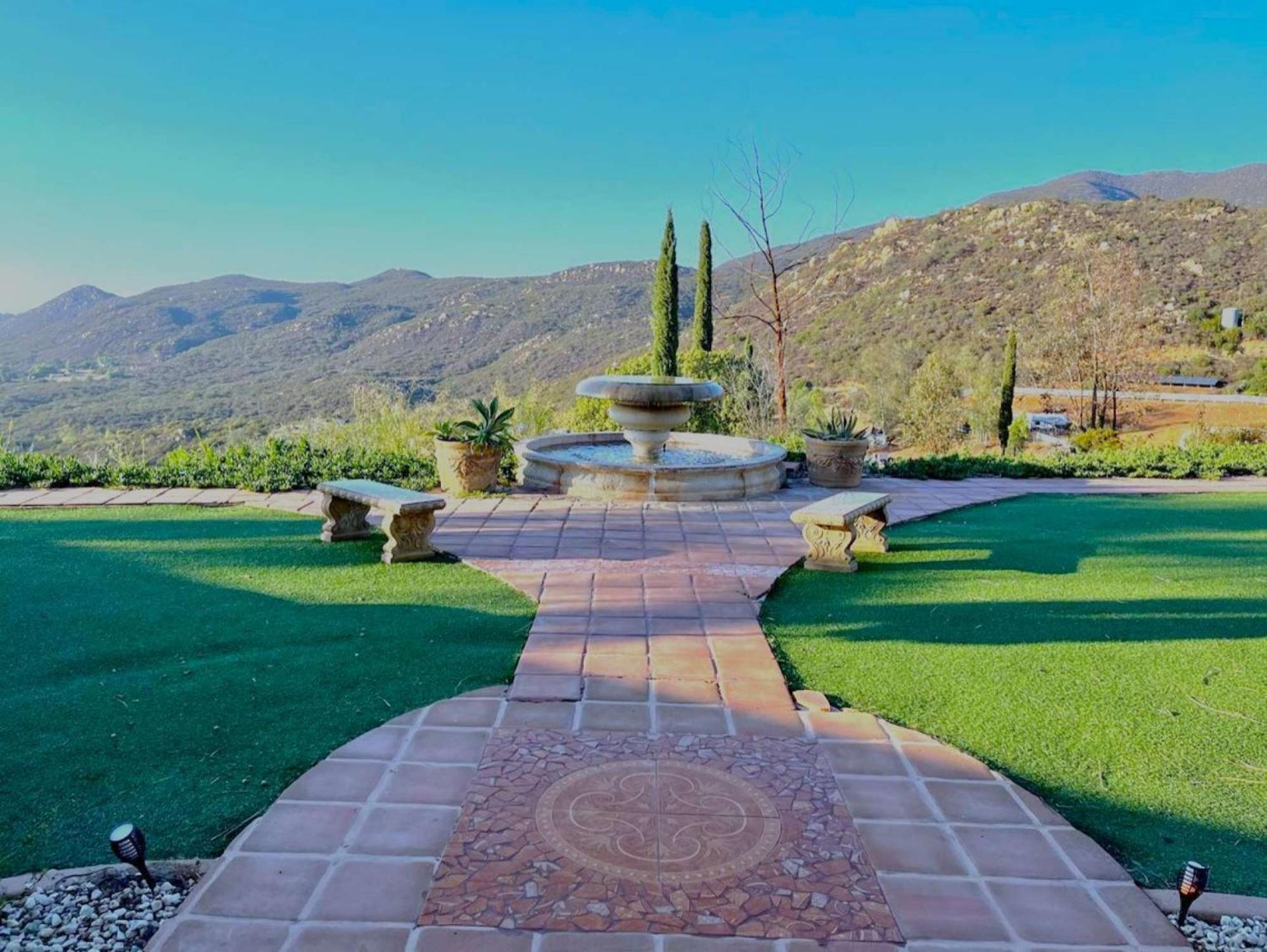 Private Home On 10 Acres - Heated Salt Pool & Jacuzzi, Mountain & City Views, Horseshoes, Basketball, Bbq, Golf Putting, Foosball, Croquet, Bose Stereo, White Cotton Bedding - Hilltop Hacienda, Pool Heat Optional Jamul Zewnętrze zdjęcie