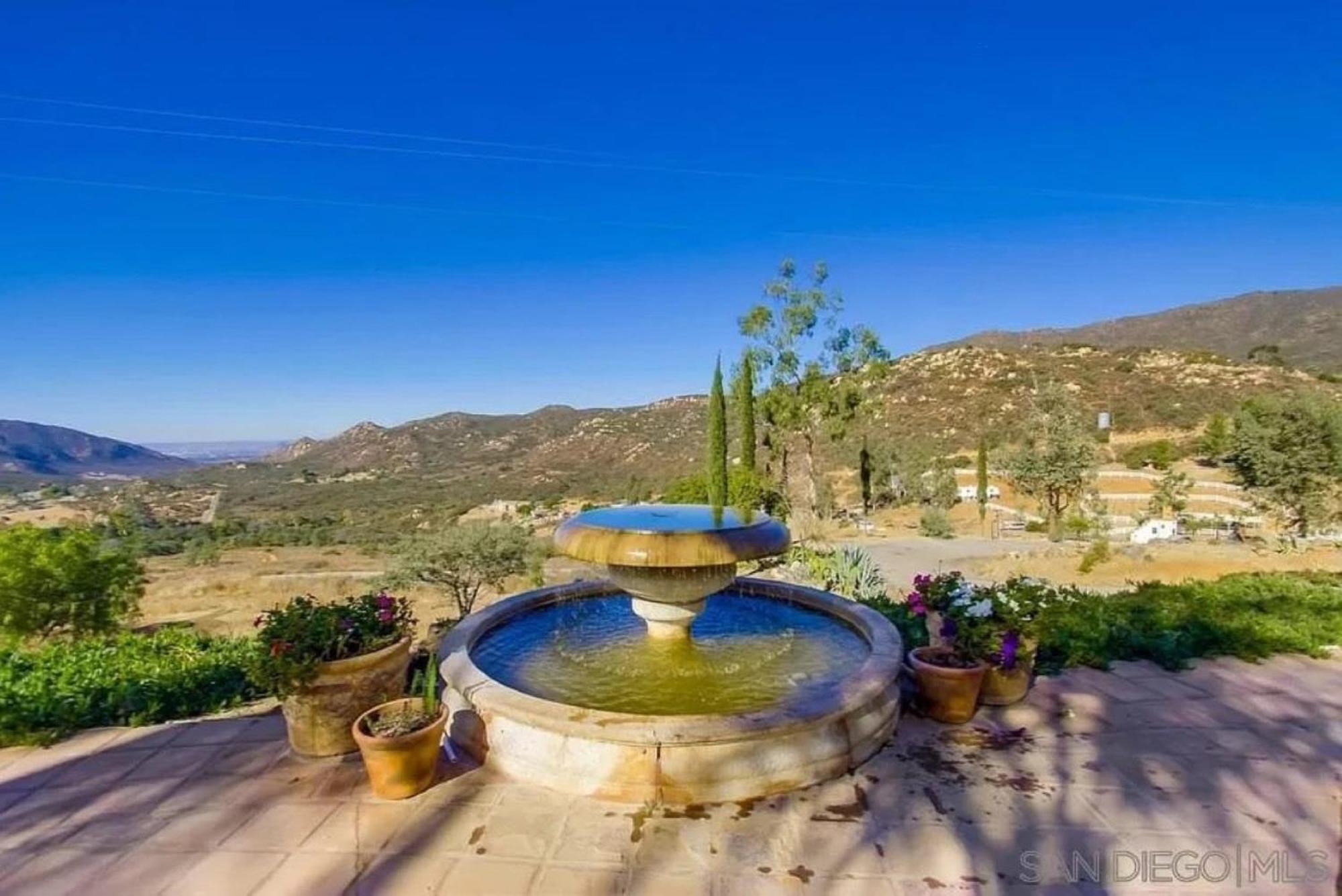 Private Home On 10 Acres - Heated Salt Pool & Jacuzzi, Mountain & City Views, Horseshoes, Basketball, Bbq, Golf Putting, Foosball, Croquet, Bose Stereo, White Cotton Bedding - Hilltop Hacienda, Pool Heat Optional Jamul Zewnętrze zdjęcie